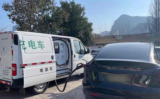 宜黄汽车搭电